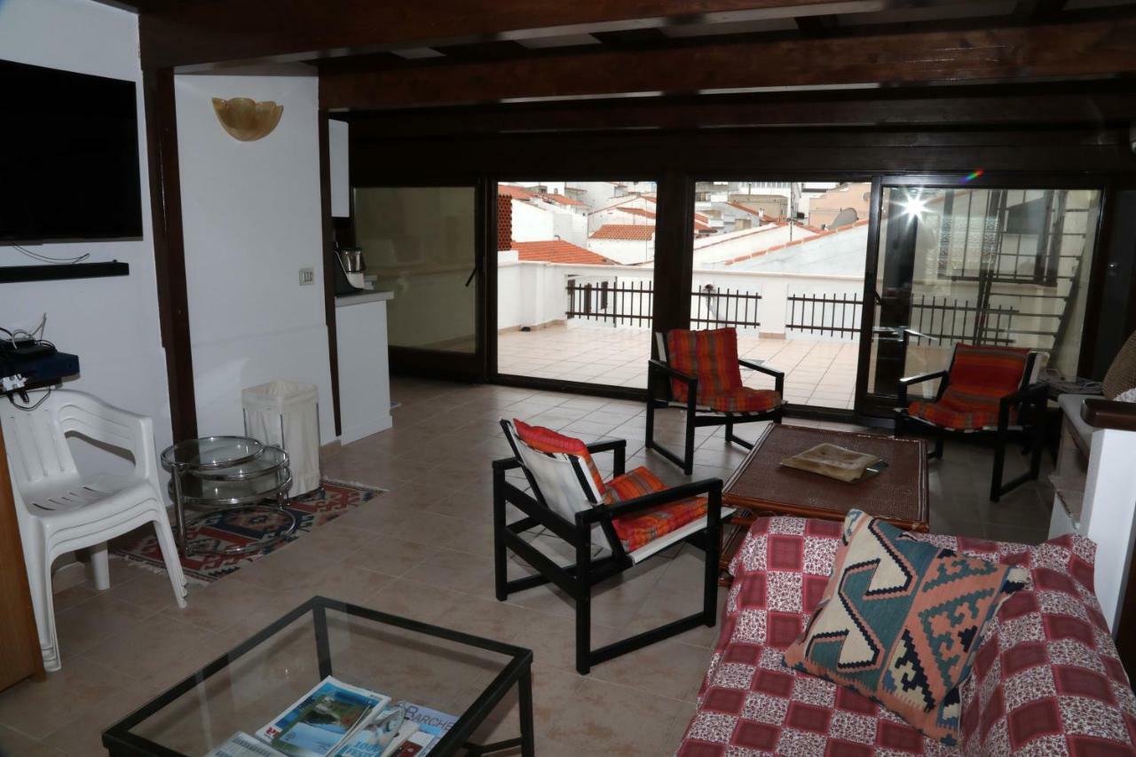 Luxury Apt Apartment Calasetta Bagian luar foto