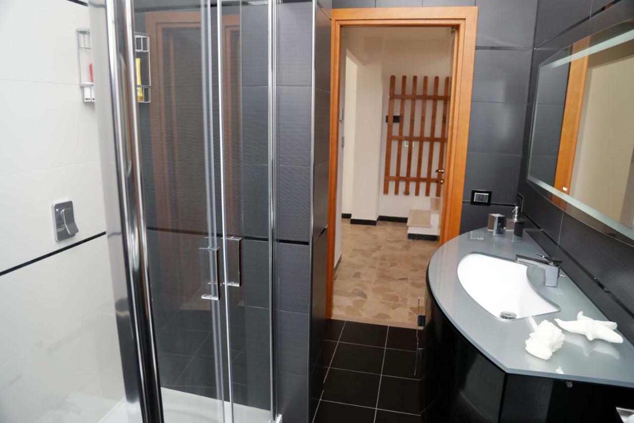 Luxury Apt Apartment Calasetta Bagian luar foto
