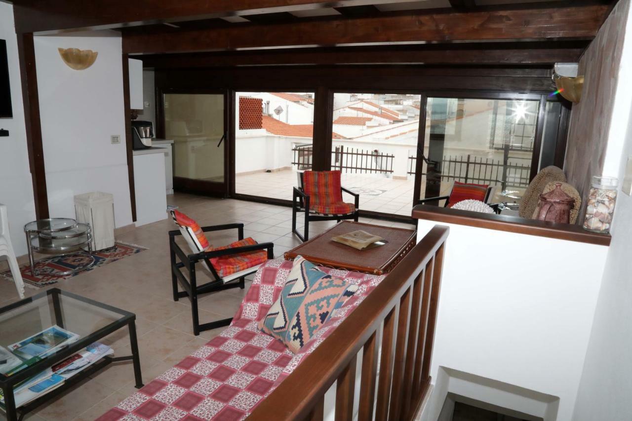 Luxury Apt Apartment Calasetta Bagian luar foto