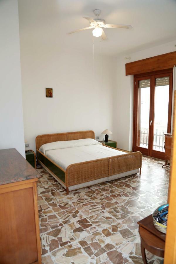 Luxury Apt Apartment Calasetta Bagian luar foto