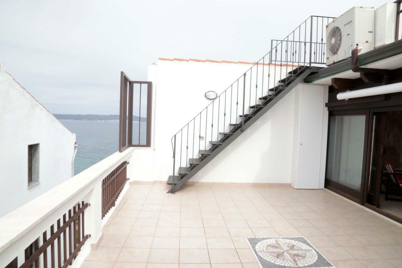 Luxury Apt Apartment Calasetta Bagian luar foto